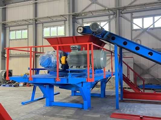 110kW 파워 금속 철폐 및 철 쉐레더 기계 두 셰프트 쉐레딩