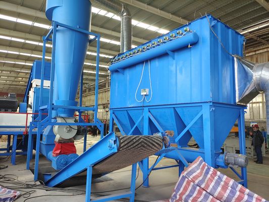산업용 목재 톱니쓰레기 제조 칩머신 355kW 전력 6000kg 용량