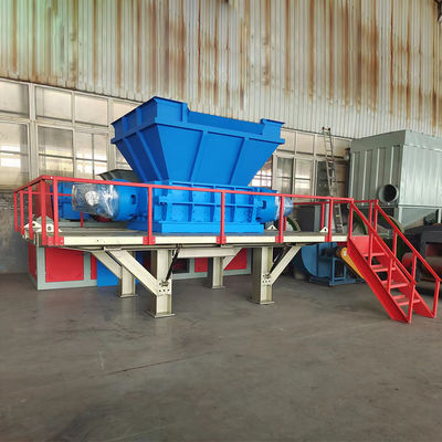 3000kg/h 폐기물 목재 팔렛 매트리스 쉐리더 플라스틱 가구를 효율적으로 재활용