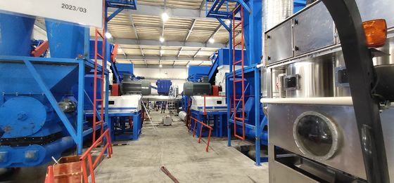 산업 폐기물 금속 두 개의 샤프트 분쇄기 고 안전 수준의 알루미늄 재활용