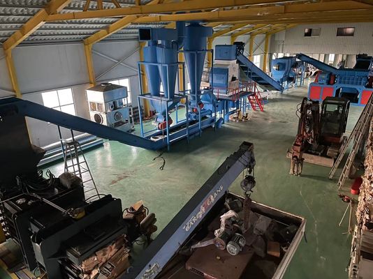 대형 용량 135kw 목재 칩 크레셔 프로페셔널 재활용 플라스틱 폐기물