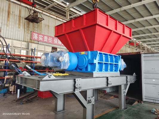 110kW 전력 코코넛 껍질 잔류 분쇄기 크고 작은 철 플라스틱 분쇄
