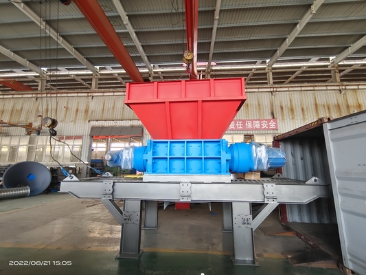 110kW 전력 코코넛 껍질 잔류 분쇄기 크고 작은 철 플라스틱 분쇄