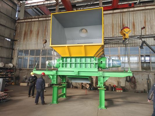 110kW 전력 두 축 알루미늄 스크랩 크레셔 분쇄를 위해 다양하고 오래 지속